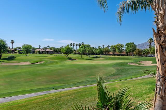 57810 Black Diamond, La Quinta CA: https://media.crmls.org/mediaz/7775c644-1bed-40e0-9d52-af40aa931ba8.jpg