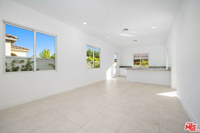 57660 Cherrywood Place, La Quinta CA: https://media.crmls.org/mediaz/77762fc5-a92b-45c7-b0ae-90c1c999eb59.jpg