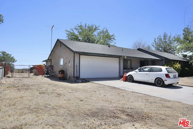 39928 179th Street, Palmdale, California 93591, 3 Bedrooms Bedrooms, ,2 BathroomsBathrooms,Single Family Residence,For Sale,179th,24393443