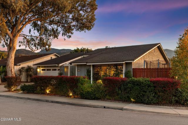 3348 Holloway Street, Newbury Park CA: https://media.crmls.org/mediaz/7777bb9a-13de-4b6d-a22b-6266e4280fa8.jpg