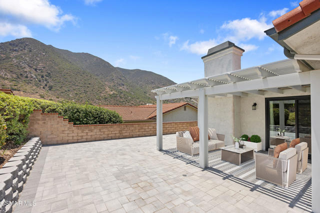 1134 Paquita Street, Camarillo CA: https://media.crmls.org/mediaz/77781db0-dc75-42eb-9109-626f007471e9.jpg