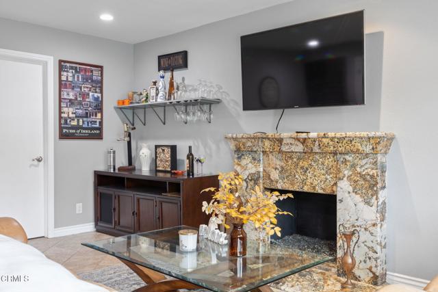 9542 Halifax Street, Ventura CA: https://media.crmls.org/mediaz/77783e17-3da1-4883-a5c9-575834b2c4a6.jpg