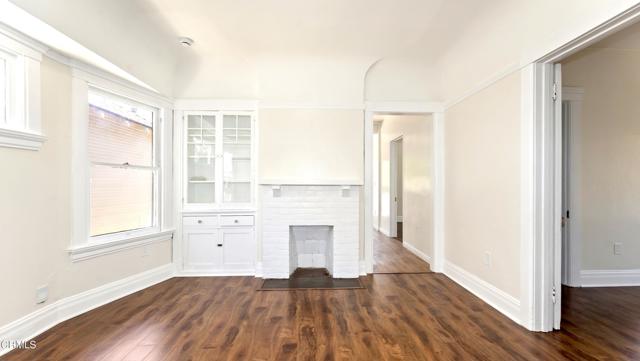 124 W Avenue 28, Los Angeles CA: https://media.crmls.org/mediaz/77786656-84e8-4be6-9d1b-76dd89a81fbe.jpg