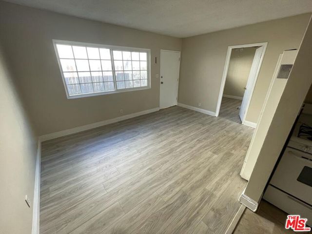 244 E 49th Street, Long Beach CA: https://media.crmls.org/mediaz/7779c309-0ce3-4ef3-bff9-ccd8021b694e.jpg