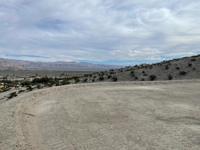 23551 Henry Road, Sky Valley CA: https://media.crmls.org/mediaz/7779f56f-0f60-4204-aacc-d11a899406de.jpg