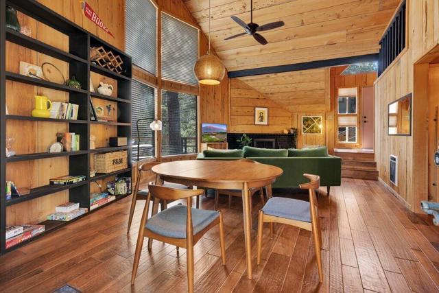26785 Crestview Drive, Idyllwild CA: https://media.crmls.org/mediaz/777a2042-40b6-41f0-a852-2e02f8e44aa8.jpg