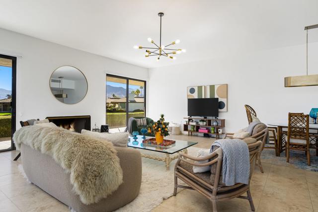 9 Rutgers Court, Rancho Mirage CA: https://media.crmls.org/mediaz/777b06b5-bb9f-4426-9f30-f7b9b77b1dd0.jpg