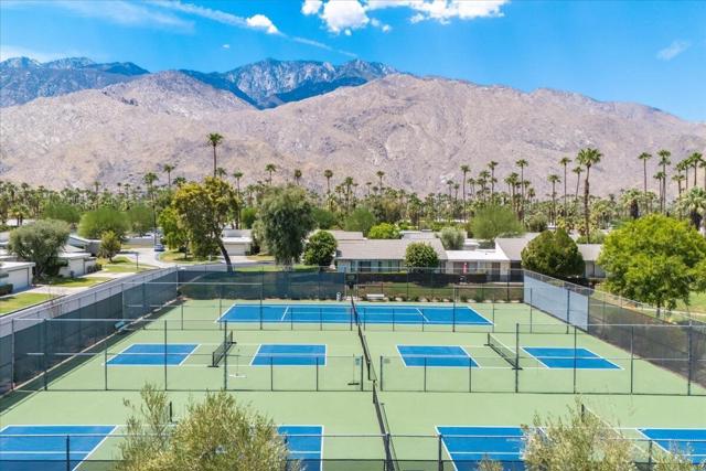 1000 Saint Thomas Circle, Palm Springs, CA 92264