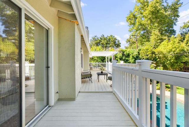 10500 Creston Drive, Los Altos CA: https://media.crmls.org/mediaz/777cba75-afc4-4c34-b216-ef02d60ce992.jpg