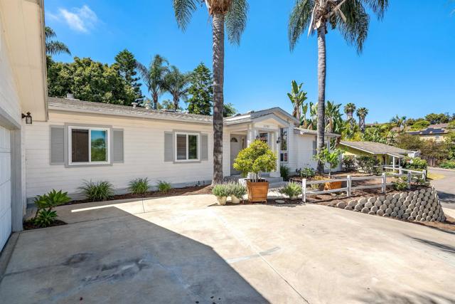 Image 3 for 2392 Ivy Rd, Oceanside, CA 92054