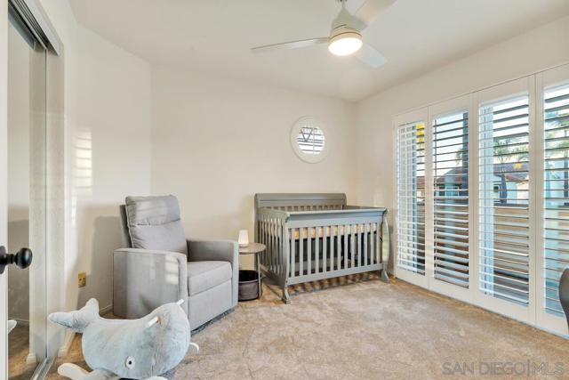 1956 Casablanca Ct, Vista CA: https://media.crmls.org/mediaz/777d8087-1103-480e-8f66-d424212b40cd.jpg