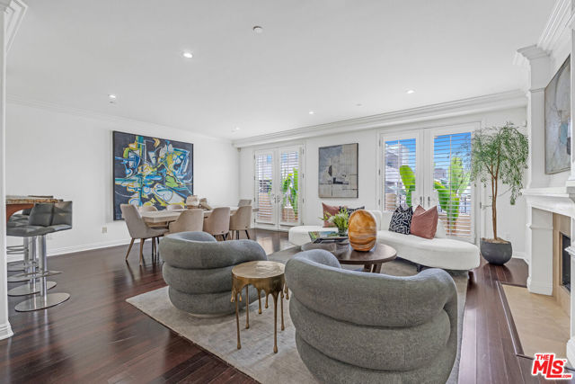 143 N Arnaz Drive, Beverly Hills CA: https://media.crmls.org/mediaz/777d8559-ef79-414a-a154-3c94ff6688b9.jpg