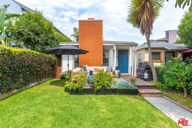 851 Oxford Avenue photo 31