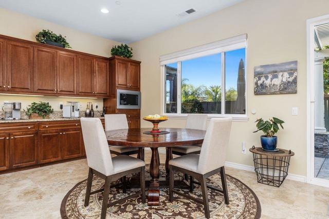 Detail Gallery Image 18 of 46 For 1758 Cuadro Vista, San Marcos,  CA 92078 - 3 Beds | 2/1 Baths