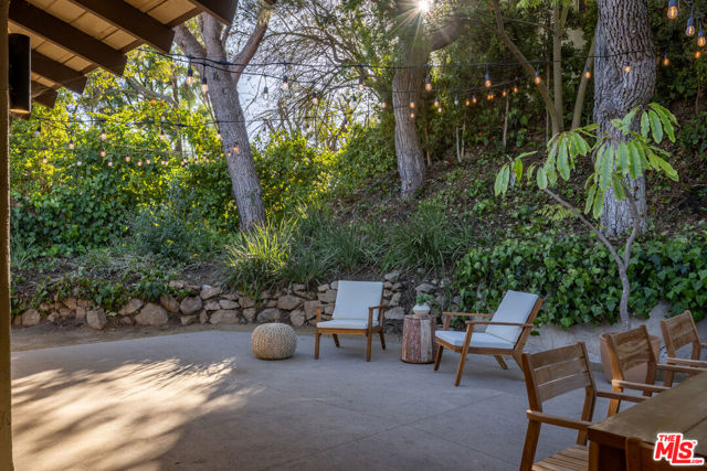 2419 Westridge Road, Los Angeles, California 90049, 5 Bedrooms Bedrooms, 0 ,4 BathroomsBathrooms,Single Family Residence,For Sale,Westridge,0,25614277