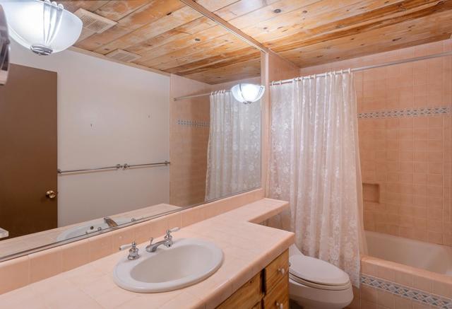 53 Southbank Road, Carmel Valley CA: https://media.crmls.org/mediaz/77808c2f-3e81-43e8-8443-07e793f8ef5c.jpg