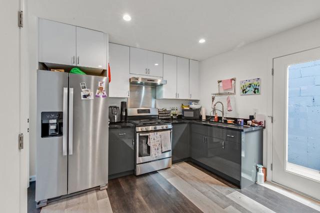 419 Harvey Way, Pacifica CA: https://media.crmls.org/mediaz/7780bf32-6fa5-49d8-adb3-287ee6491cdf.jpg