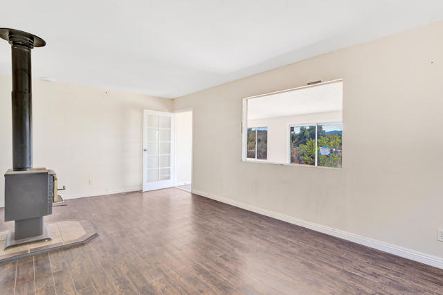 37625 Cruces Dr, Drive, Warner Springs CA: https://media.crmls.org/mediaz/7781715f-df34-45eb-a1b1-dcdc0470894c.jpg