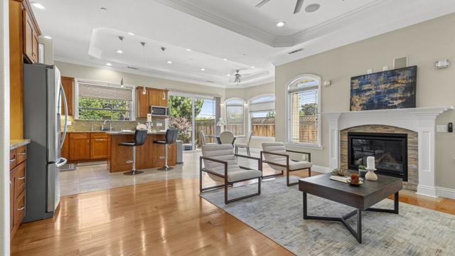 Image 23 of 94 For 12714 Lantana Avenue
