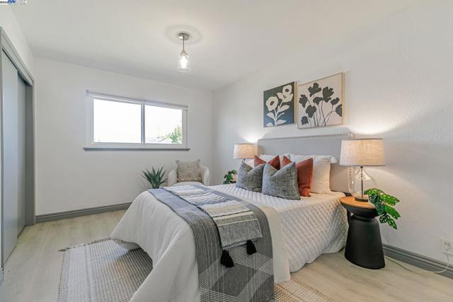 5324 Selma Ave, Fremont CA: https://media.crmls.org/mediaz/77833462-a4fd-4b3e-a993-cadc86cd444c.jpg