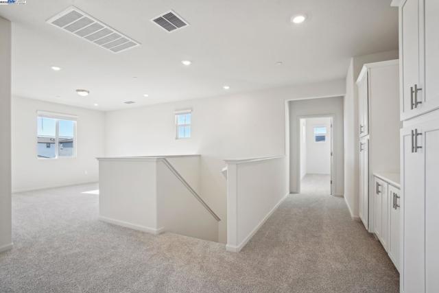 5337 Cardinal St, Antioch CA: https://media.crmls.org/mediaz/7783c42f-37d3-4f67-8d5a-30923b8cb939.jpg