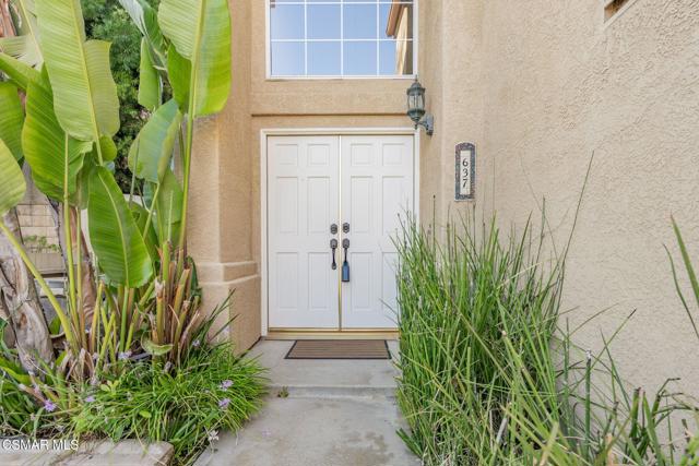 637 Brademas Court, Simi Valley CA: https://media.crmls.org/mediaz/778529ef-8bb2-4393-8edc-4ffae43b8c2d.jpg