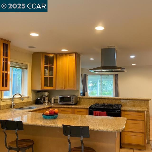2032 Donald Dr., Moraga CA: https://media.crmls.org/mediaz/7785cbf1-31ba-4fb6-9796-f72b1394b5f9.jpg