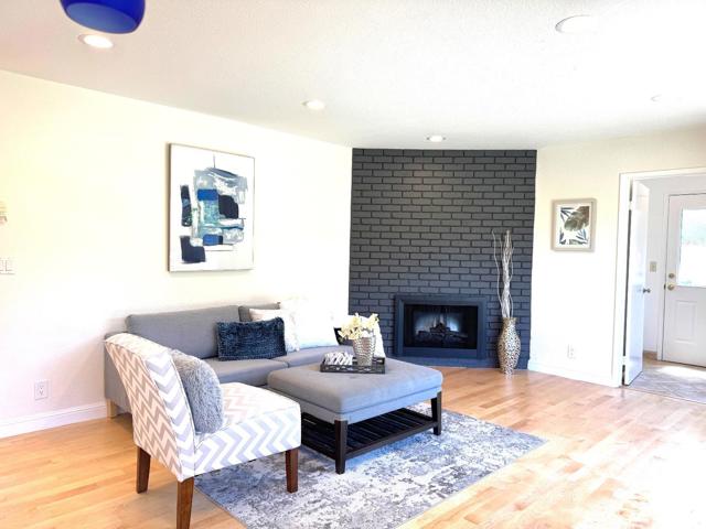 956 Redmond Avenue, San Jose CA: https://media.crmls.org/mediaz/77873f59-0194-4cbc-8e2e-33fca70061cd.jpg