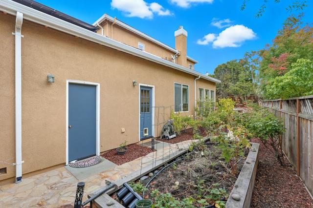 5849 Gleneagles Circle, San Jose CA: https://media.crmls.org/mediaz/7787f6e6-f3fa-49fd-a7e6-2545f1979366.jpg