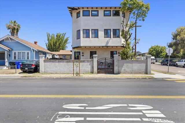 2832 34 K St, San Diego CA: https://media.crmls.org/mediaz/77893ae3-424b-4049-b00a-a5a9d0e696f1.jpg
