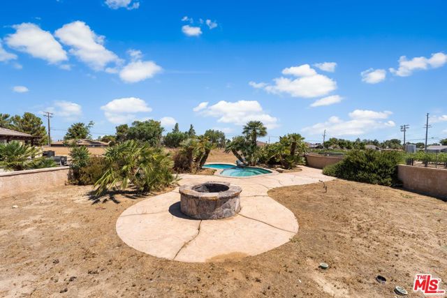 42094 W 21st Street, Lancaster CA: https://media.crmls.org/mediaz/7789c02e-22cb-408c-8b20-447b5b48cc24.jpg