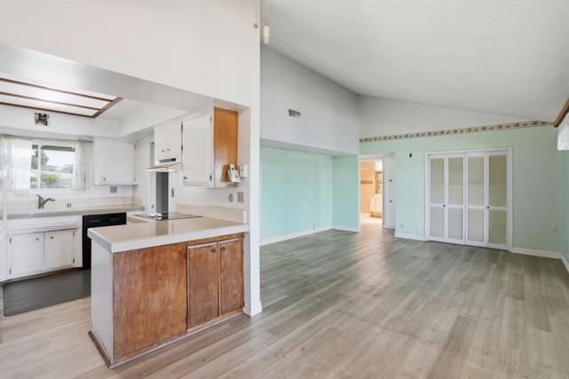 Detail Gallery Image 9 of 45 For 3685 Vista Campana #30,  Oceanside,  CA 92057 - 2 Beds | 2 Baths