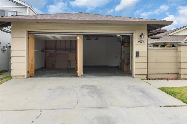 1575 Sepulveda Drive, Salinas CA: https://media.crmls.org/mediaz/778ce83b-49fc-4bf9-bf40-21fbcdbf3e28.jpg