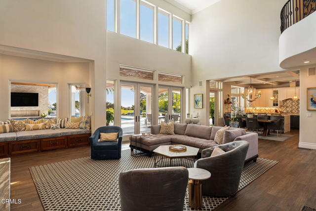 1069 Corte Barroso, Camarillo CA: https://media.crmls.org/mediaz/778d331e-c039-4c9a-81ed-0eb3159f3d42.jpg