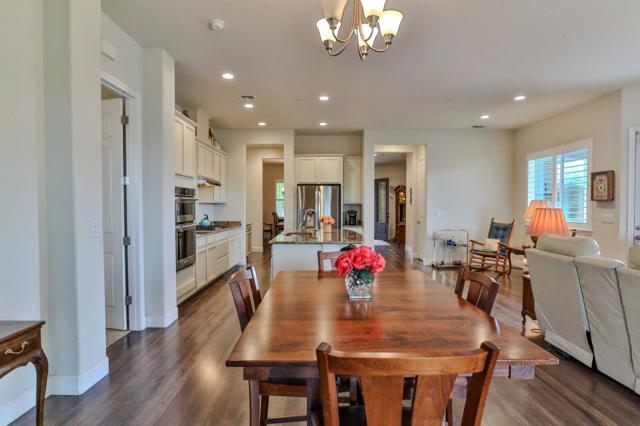 2671 Glen Echo Lane, Manteca CA: https://media.crmls.org/mediaz/778dfff2-31f9-4fc1-9a55-836488165ec7.jpg