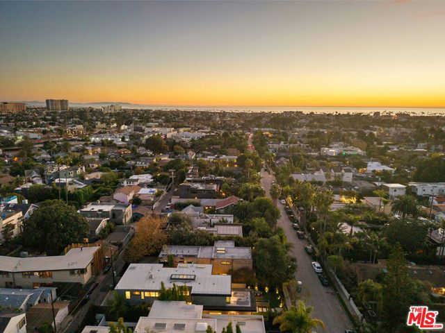 738 Palms Boulevard photo 35