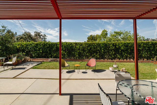 Drew Fenton | 1811 Bel Air Road Los Angeles CA | MLS: 7411913 Drew Fenton | 1811 Bel Air Road Los Angeles CA | MLS: 7411913