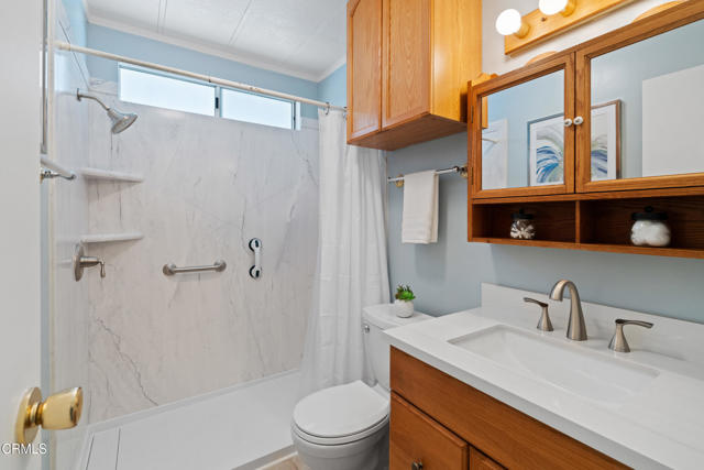 262 Gershwin Lane, Ventura CA: https://media.crmls.org/mediaz/778f4e68-f00c-4551-80ad-284b34bc48e5.jpg