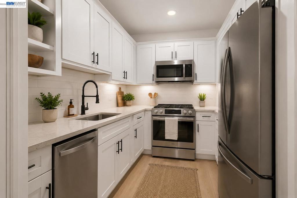 https://media.crmls.org/mediaz/779002c1-0249-47f2-a2ba-07f6c33d836f.jpg?preset=X-Large