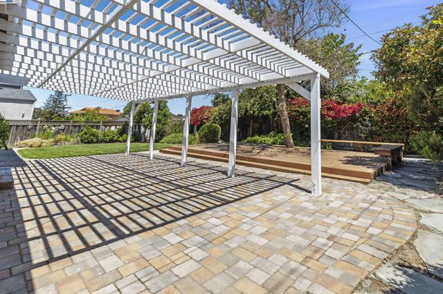41938 Via San Carlos, Fremont CA: https://media.crmls.org/mediaz/7791a7ee-9031-49c2-bfcf-e1a2ac2ee7d9.jpg