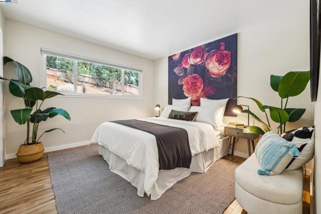 441 FOX HILLS COURT, Oakland CA: https://media.crmls.org/mediaz/7792ce42-f200-4225-9a24-5cb64d8cc3f3.jpg