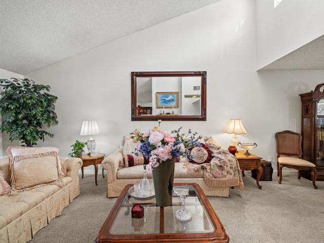 Detail Gallery Image 9 of 37 For 2403 La Costa Ave a,  Carlsbad,  CA 92009 - 2 Beds | 2/1 Baths