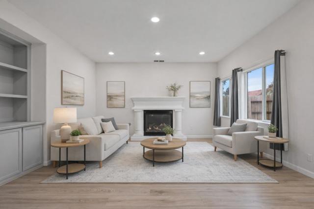 1697 Via Milano Drive, Gustine CA: https://media.crmls.org/mediaz/77938618-99e0-4452-a7bf-27e3ca899f7b.jpg