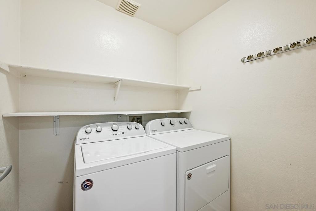 12047 Alta Carmel Ct - photo 15