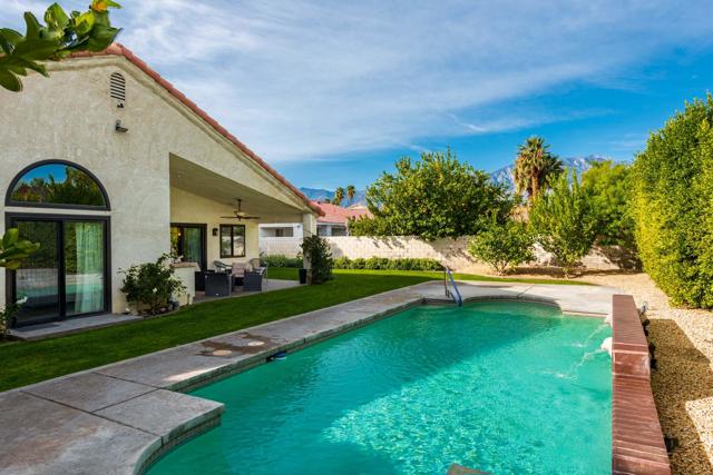 Image 24 of 42 For 68450 Durango Road