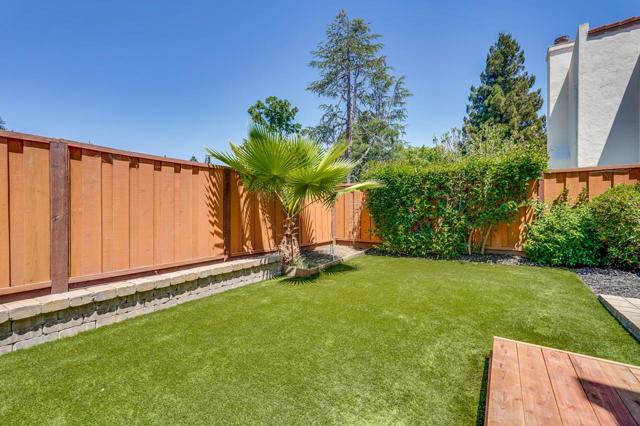 620 Willowgate Street, Mountain View CA: https://media.crmls.org/mediaz/7794ff33-394b-452b-9163-195634bb9ac2.jpg