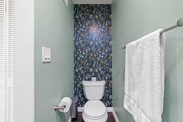 Image 11 of 33 For 4444 W Point Loma Blvd  46