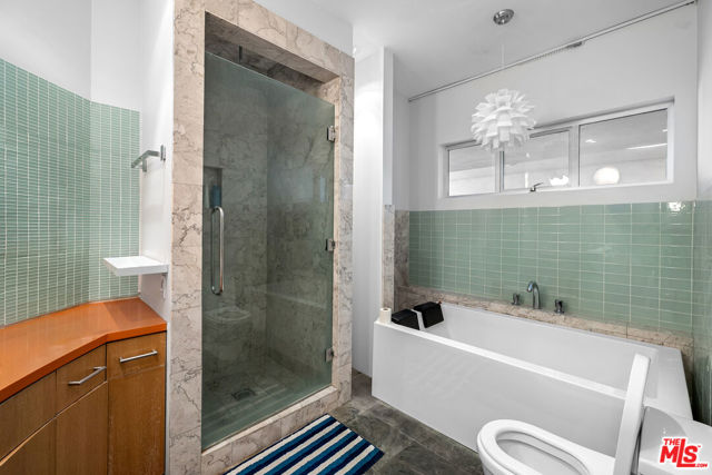 801 Westbourne Drive, West Hollywood CA: https://media.crmls.org/mediaz/779583db-fab2-434f-a10e-9b9c8b5baa4b.jpg
