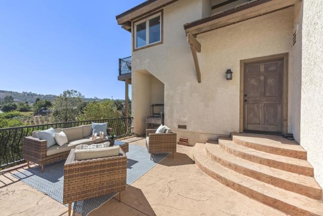 2839 Lakemont Drive, Fallbrook CA: https://media.crmls.org/mediaz/7795ebd4-b822-4e98-bb84-787b1ca6583e.jpg