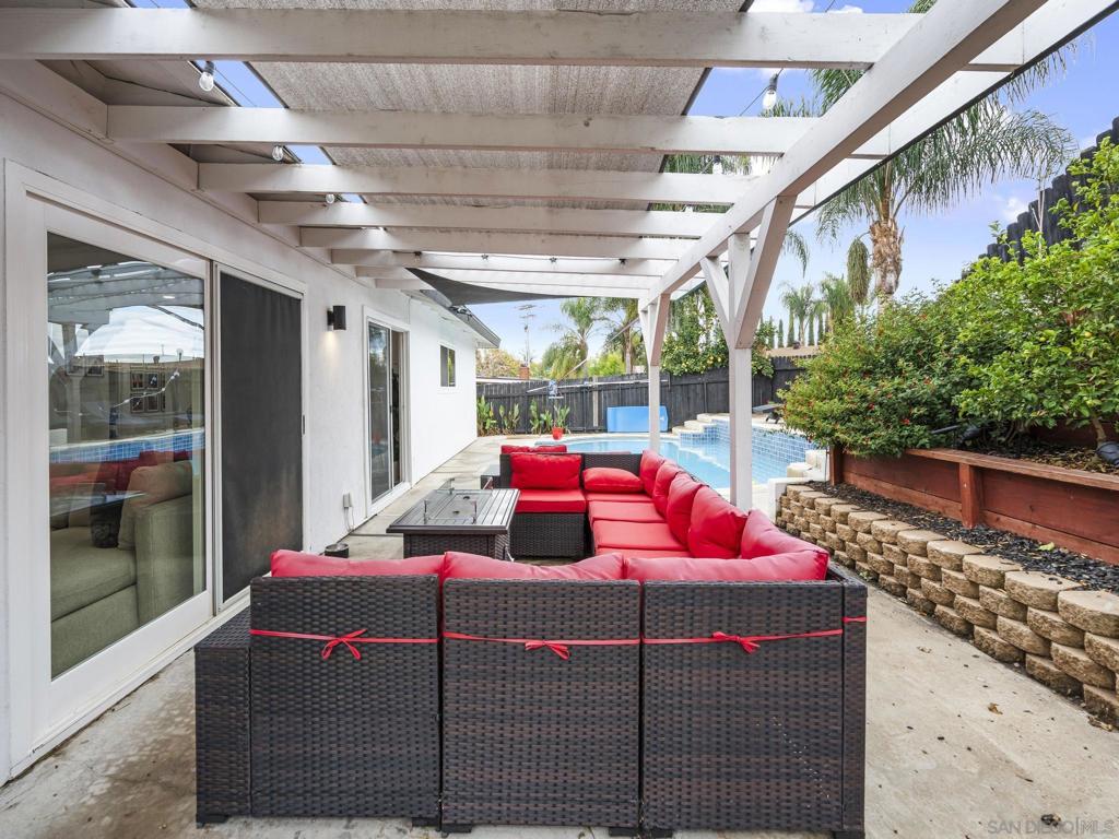 MLS #250044657SD image #23